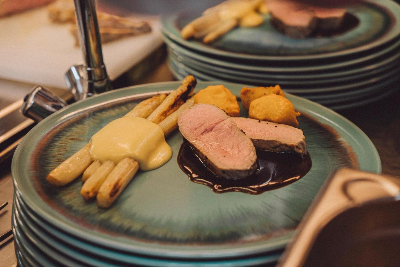 Gasthaus Baeren Niederrotweil エクステリア 写真